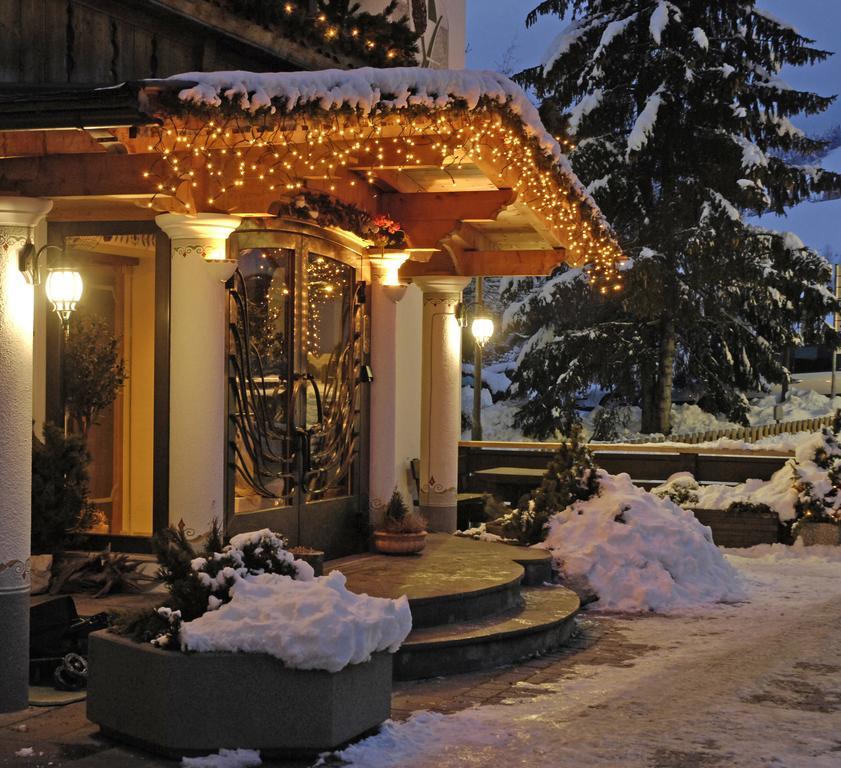 Hotel Brunella San Vigilio Di Marebbe Exterior photo